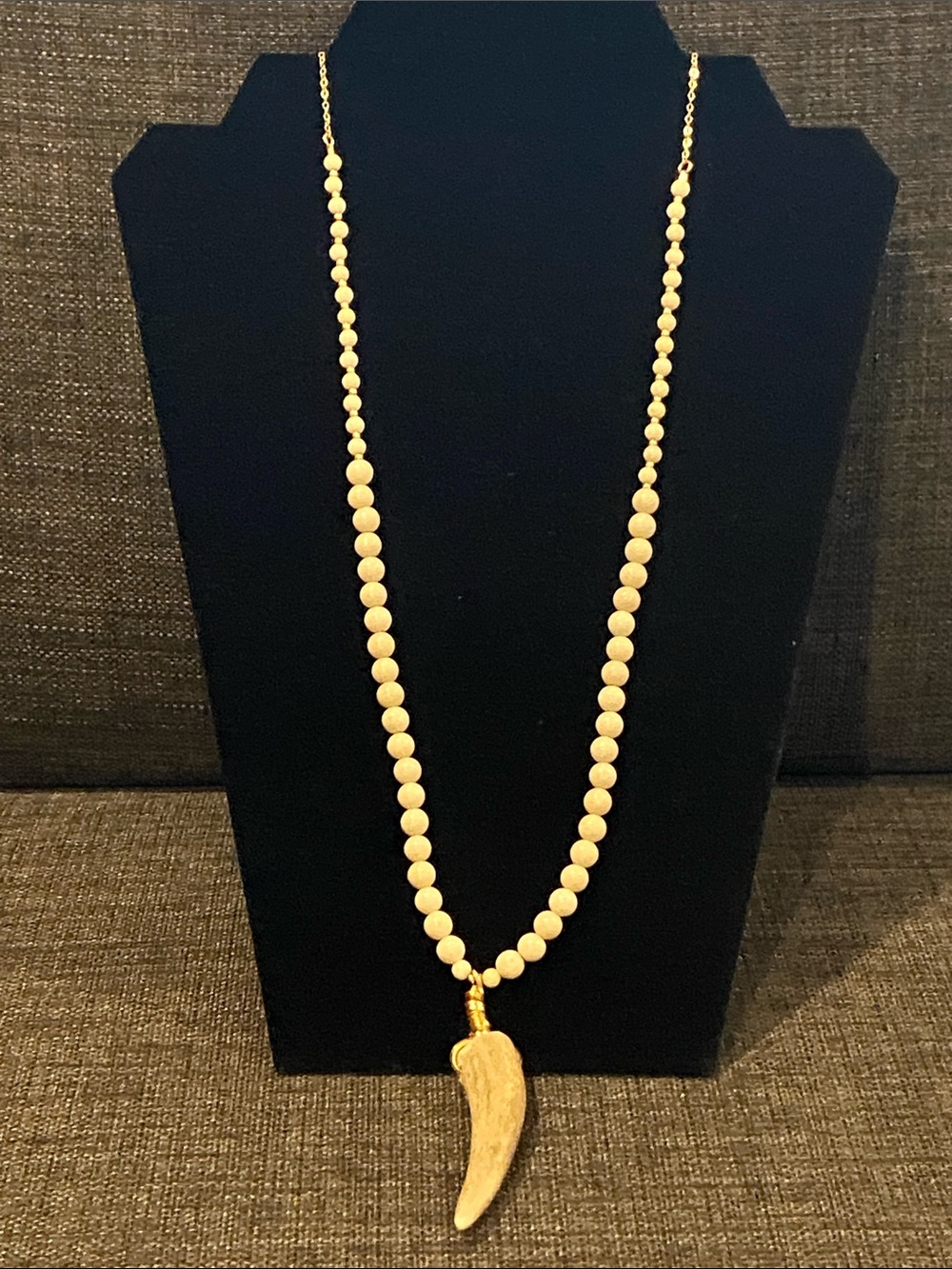 Tess and Tricia Gold ton and Cream Beaded Horn Pendant Necklace